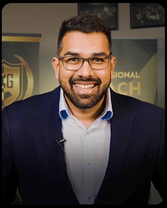 Portrait of Rashid Mubashir at a Coaching Institute event
